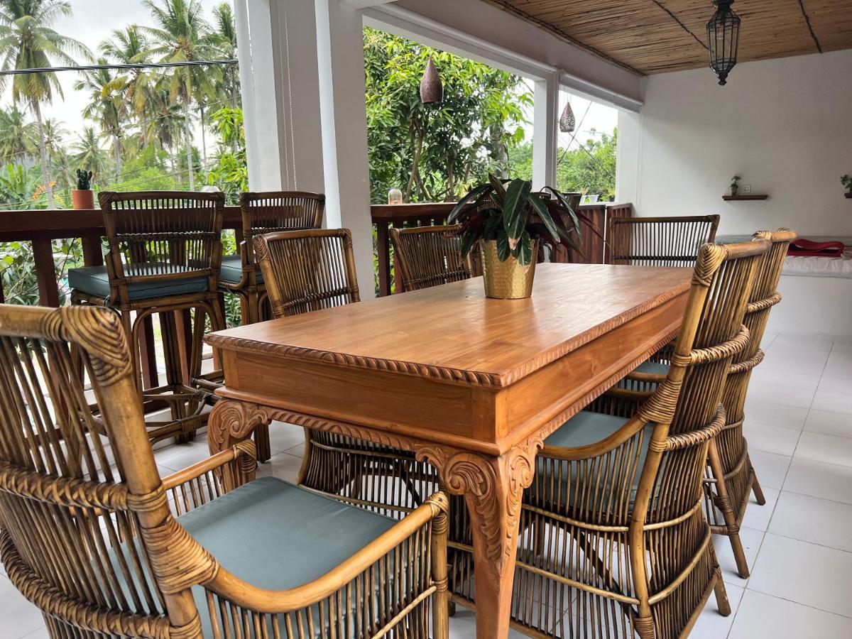 Hotel Naia Lombok à Kuta  Extérieur photo