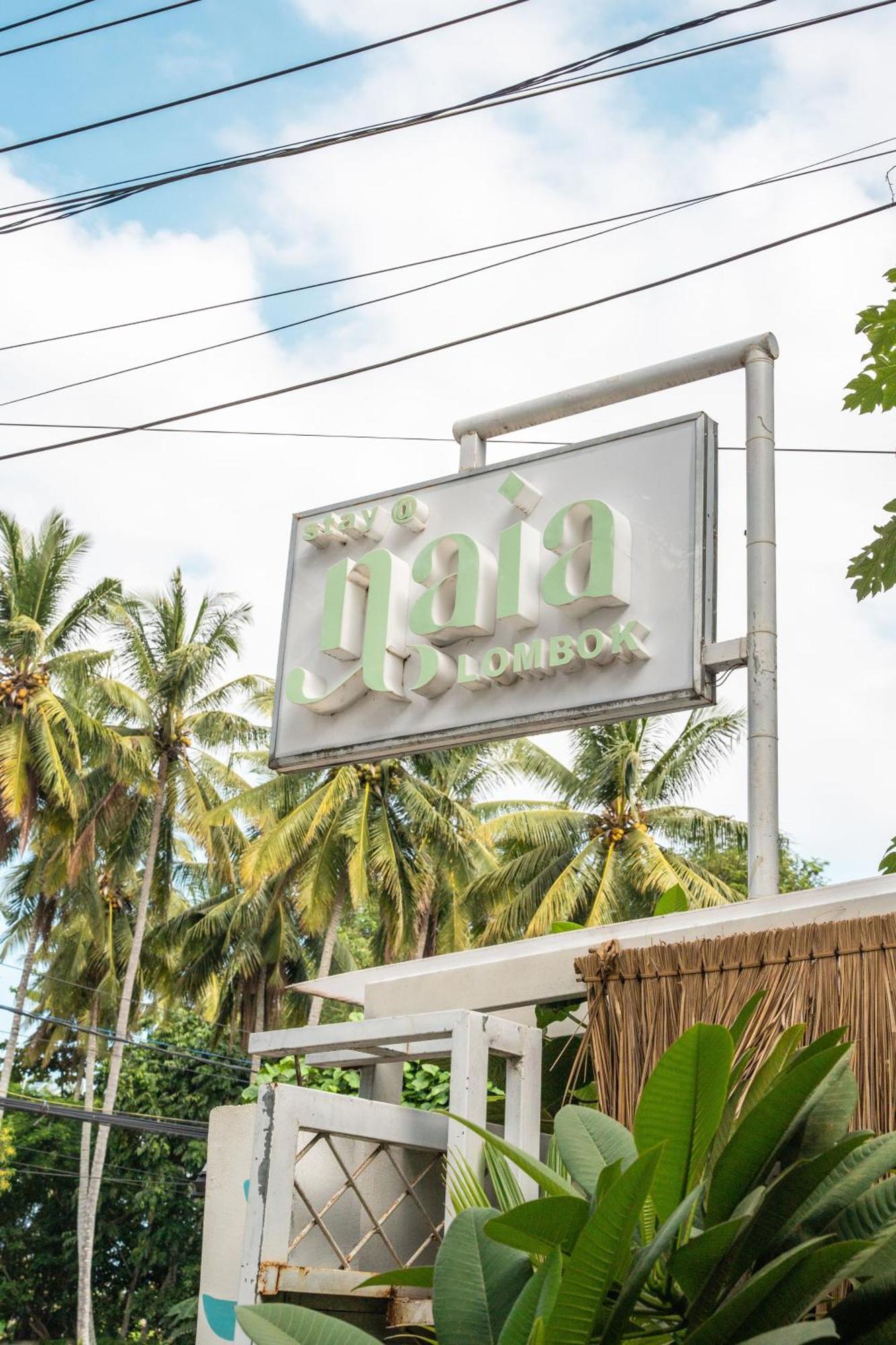 Hotel Naia Lombok à Kuta  Extérieur photo